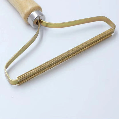 Pet hair removal device for household